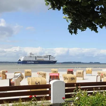 Foerdeblick 51 * Laboe